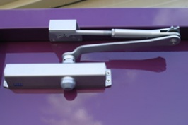 NHN 1183 with hold-open arm